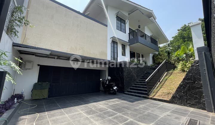 Dijual Rumah Hook 2 Lantai Modern Private Pool Pondok Indah