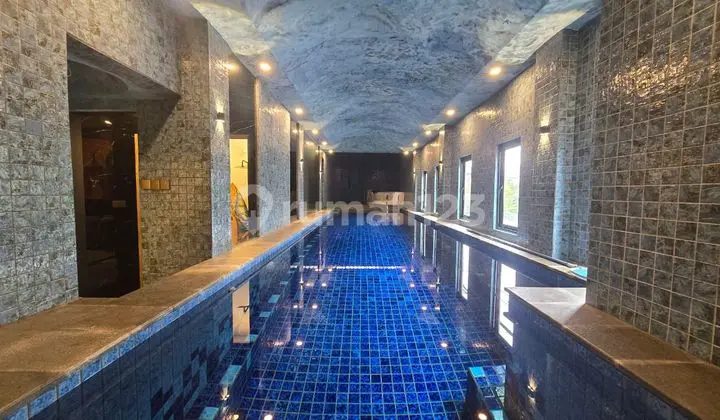 Dijual Cepat Rumah Baru Indoor Swimmping Pool, Lift