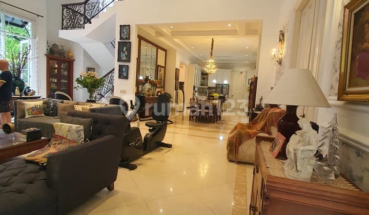 Dijual Rumah Gaya Kolonial Klasik Cipete, Harga Nego