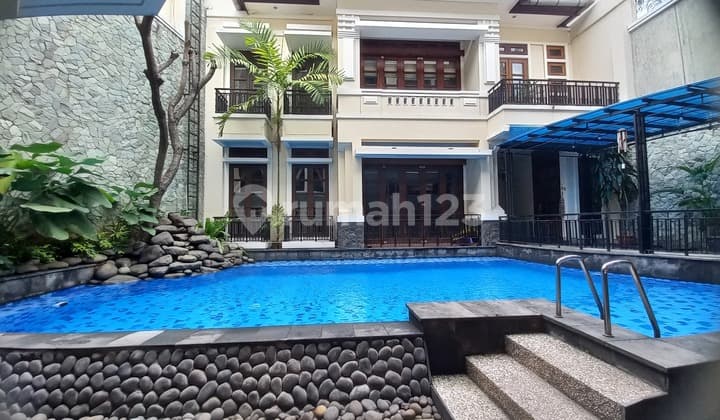 Dijual Rumah Compound Unit Premium Strategis Menteng