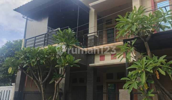 D Jual Rumah 2,5Lt Siap Huni Depan Rumah Ada Taman Bermain Anak2 Dekat dengan Rumah Sakit Pondok Kopi Jkt Timur