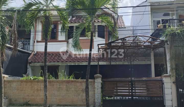D Jual Rumah 2Lt Harus Renov Dikit Eramas 2000,Jakarta Timur