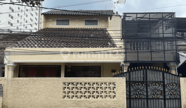 Dijual cepat rumah di Bukit Indah hanya 8 menit ke pintu tol BSD