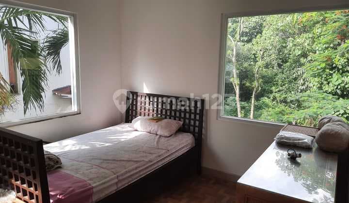 Dijual Bu Rumah Besar di Samping Uin Ciputat Dekat Ke Stasiun Mrt