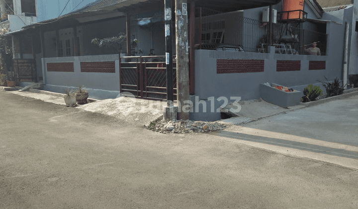 Dijual Rumah Pamulang Hanya 100 Meter Ke Jalan Utama Benda Raya