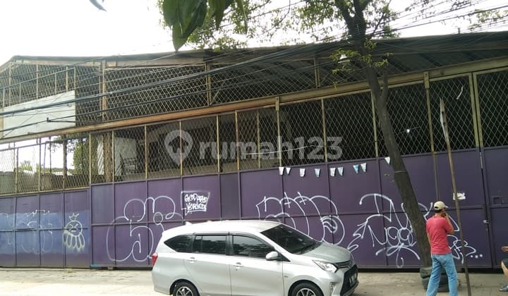 Land and Warehouse in East Bekasi, Pulo Gadung, East Jakarta
