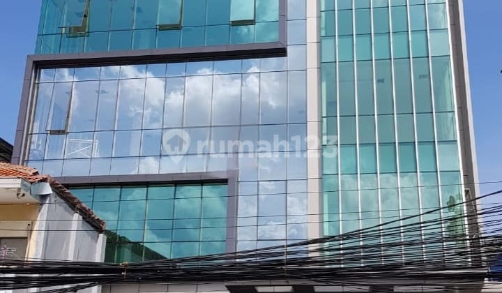 Gedung Di Mampang Prapatan Jakarta Selatan