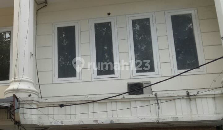 Ruko Bagus di Mampang Prapatan Raya Mampang Jakarta Selatan