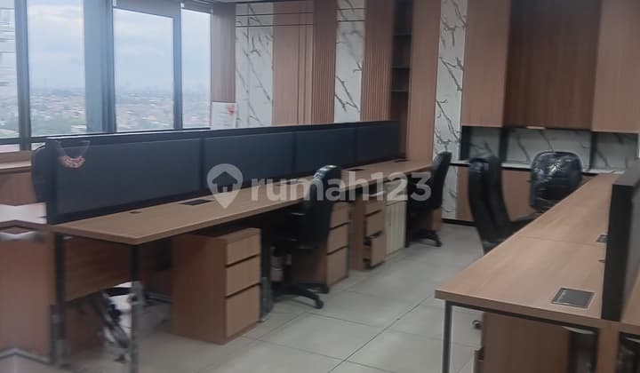 Ruang Kantor di Alam Sutera Tangerang