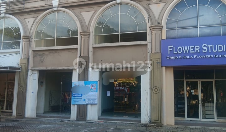 4-Unit Attached Shop House in Green Lake City, Cipondoh, Tangerang