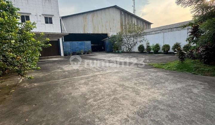 Tempat Usaha Eks Gudang di Pinggir Jalan Raya Ciledug Tangerang
