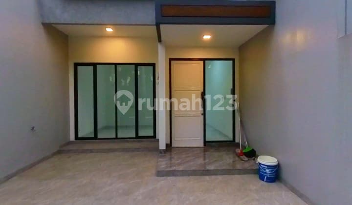 Rumah Baru Modern Minimalis, Kav Dki Meruya, Jakarta Barat