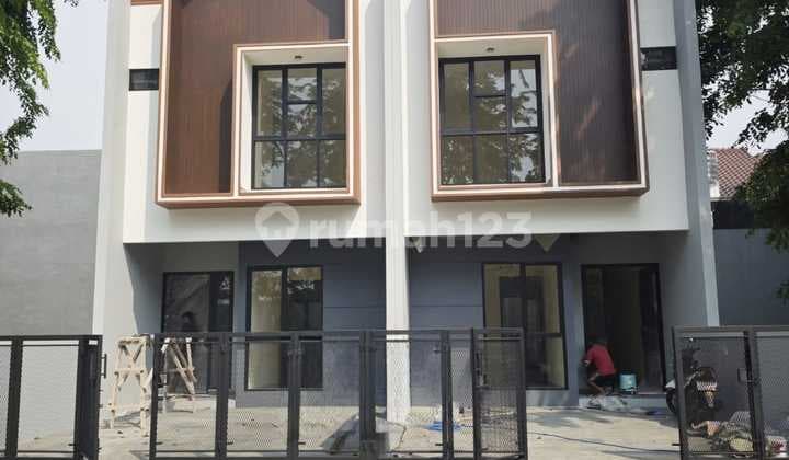 Sell New Ready-to-Live 5x20 House in Metland Puri