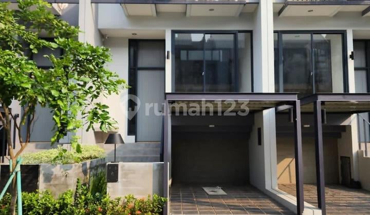 Di Sewa Rumah Cantik Full Furnished di Greenwich Bsd City, Dekat Qbig