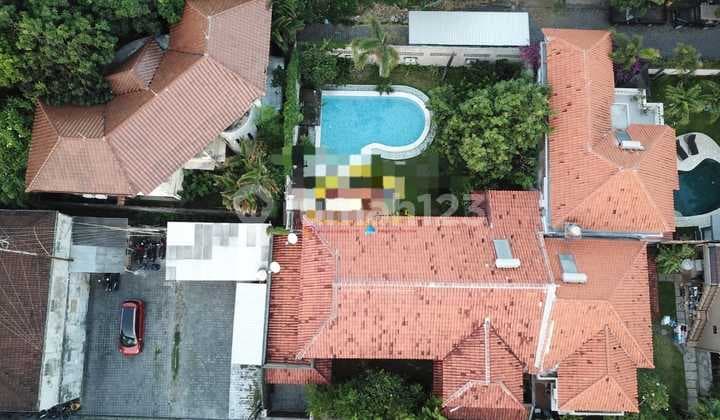 TOP URGENT DI JUAL VILLA LOKASI PETITENGET SEMINYAK KUTA BADUNG
