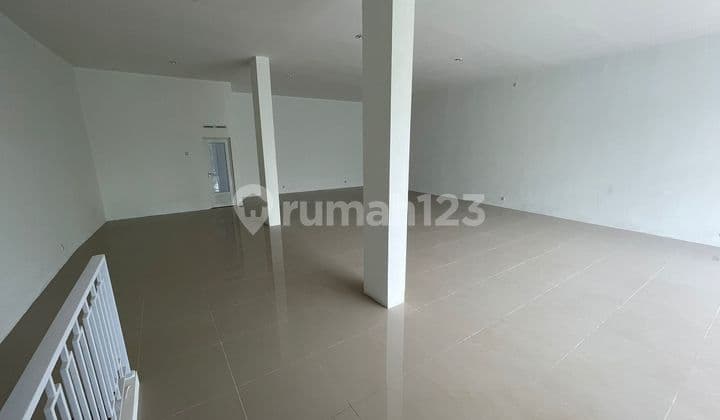 Ruko Murah 3 Lantai Luas 145.0 M² Shm Unfurnished Di Surapati