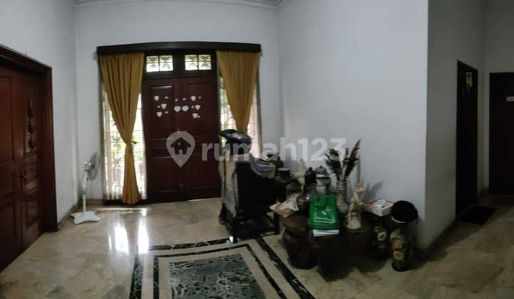 Rumah Murah 2 Lantai Siap Huni Luas Bagus SHM di Cipete Utara