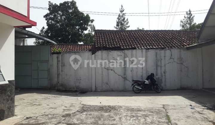 Warehouse + Cheap House Ready to Use Good SHM in Sayap Buah Batu