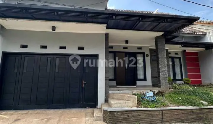 Rumah Siap Huni Dekat Sma 7. One Gate System Cluster