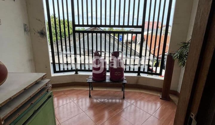 RUMAH PINGGIR JALAN RAYA BISA UNTUK USAHA STRATEGIS PONDOK AREN MURAH BANGET