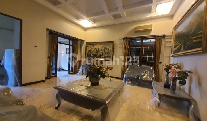 Rumah Elite Di Menteng Strategis Bagus Untuk.investasi Hunian Nyaman Dan Strategis