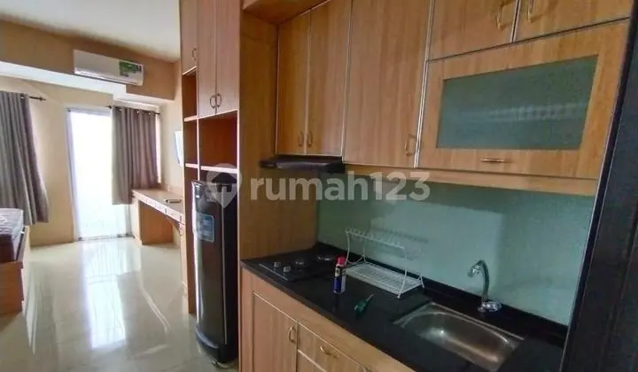 Park View Apartment on Margonda Raya Street, a Step Away from UI Campus