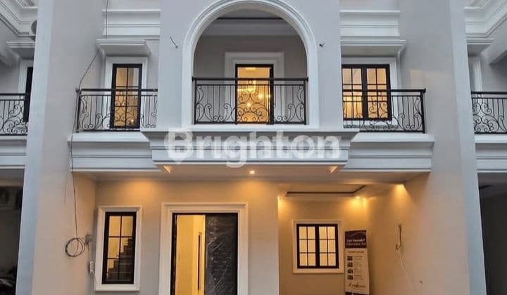 RUMAH BARU TOWN HOUSE JAGAKARSA DESIGN MEWAH