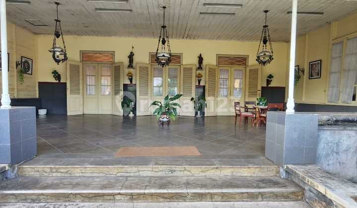 Rumah Heritage di Tengah Kota Yogyakarta 1887 Antik