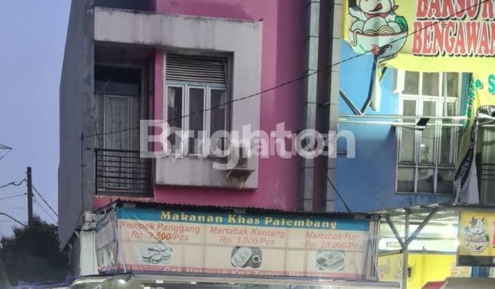 RUKO HOOK RAMAI DAN STRATEGIS DI RUKO GOLDEN KARAWACI