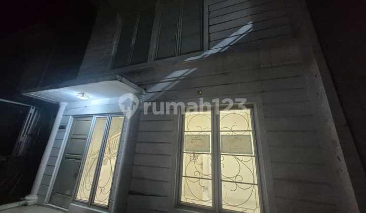 Rumah Strategis Grand Depok City