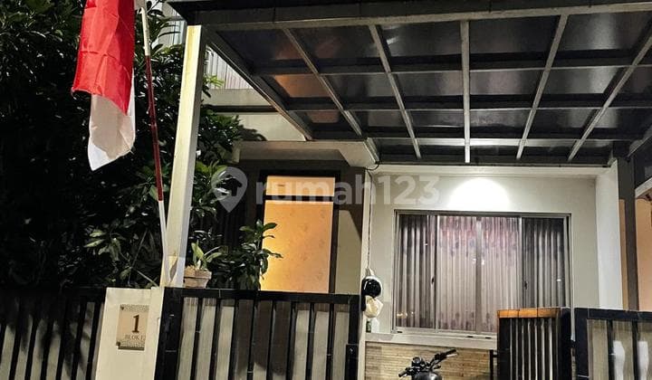 Dijual Rumah 2 Lantai Diperum Galaxy One Gate..bekasi Selatan