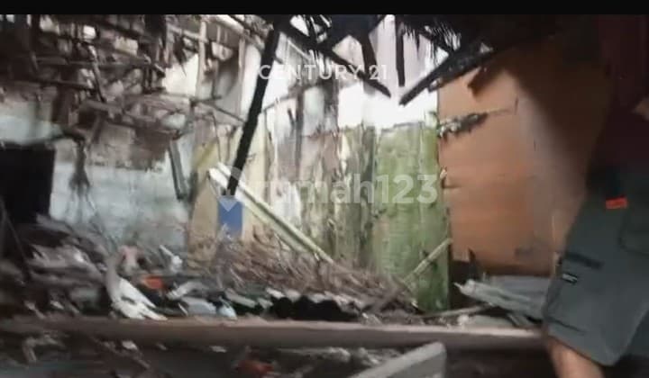 Strategic Land Calculation Shop House on Asia Africa Main Road, Central Bandung