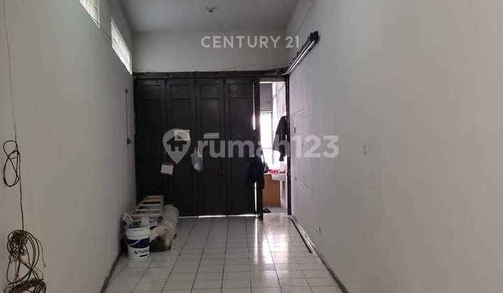 2-Story Shop House in Kopo Bihbul, Suitable for Office or Business Use.
