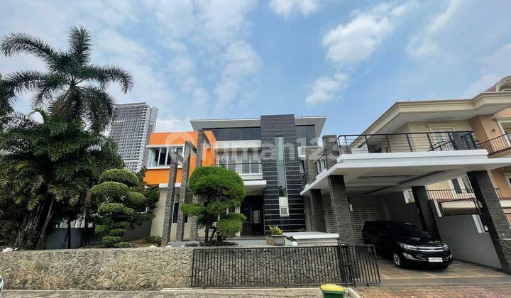 Dijual Rumah Full Furnished di Rumah di Taman Telaga Golf BSD