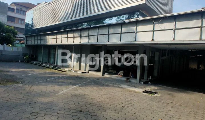 OFFICE BUSINESS SPACE IN SOLO CITY CENTER