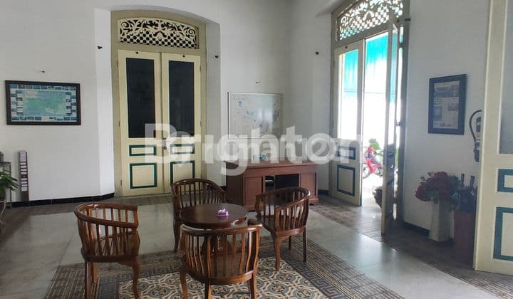 HOTEL KLASIK TENGAH KOTA SOLO