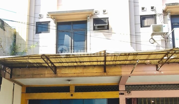 Ruko 3 Lantai Gading