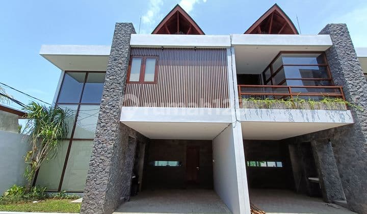 Villa unik mewah 2 lantai dekat Echo Beach dan La Brisa Canggu