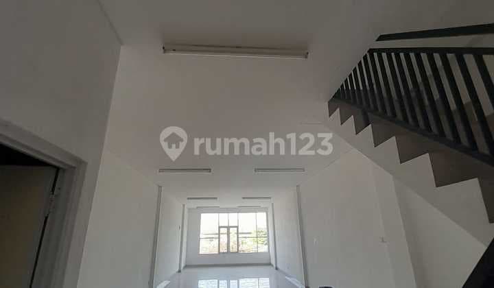 Langka! Ruko 3 Lantai Jalan Tukad Badung Utama Renon