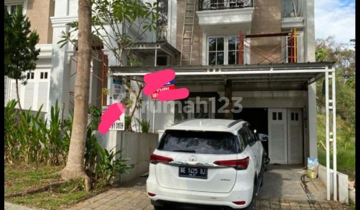 Rumah Mewah di jual cepat di green garden lampung