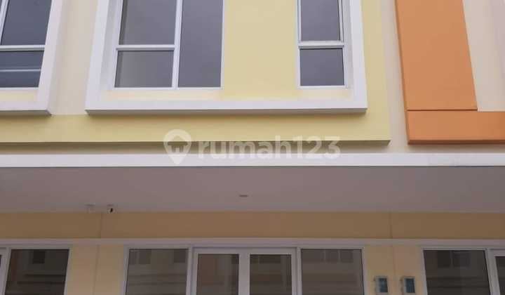 For Sale New Shophouse at Modern Paramount Market 3 Gading Serpong