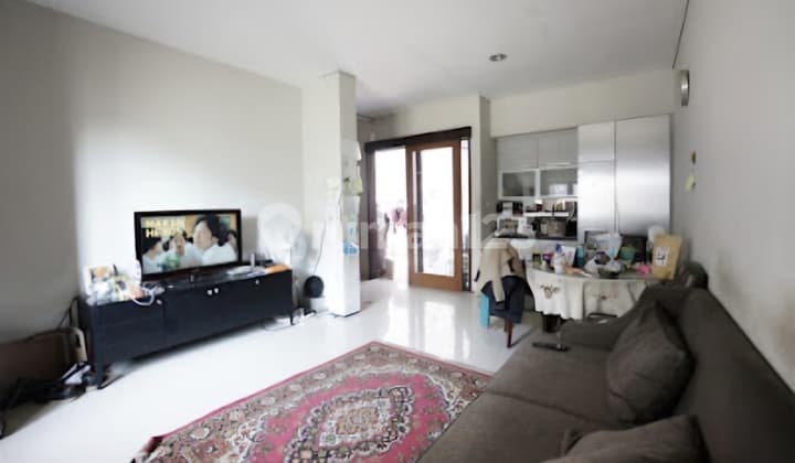 Rumah Dalam Mini Cluster Yg Tenang