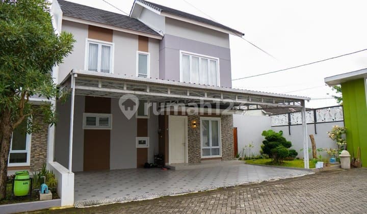Rumah Mewah 2 Lantai Furnished di Purwomartani Kalasan Sleman