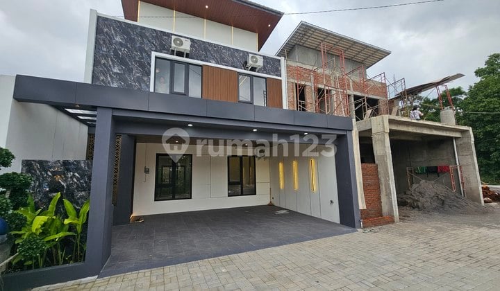 Rumah Mewah Furnished Modern Cluster Jl. Kaliurang Km.9