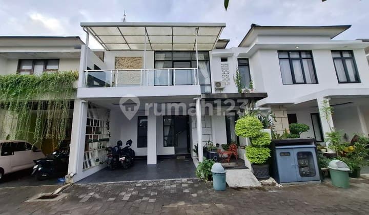 Dijual Rumah Jogja Mewah di Perumahan Elite Jalan Wonosari