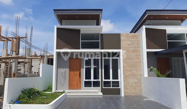 Rumah Cantik Murah Perumahan One Gate Jalan Kaliurang Dekat UII