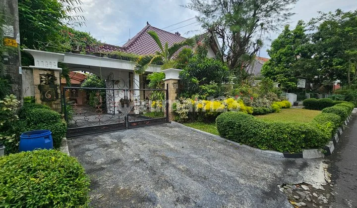 Rumah Mewah Klasik Full Furnished di Baciro Gondokusuman Pusat Kota Jogja