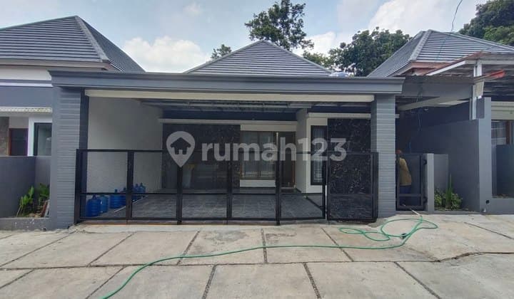 Rumah Mewah Full Furnish Dalam Perumahan di Jakal KM 13 Sleman