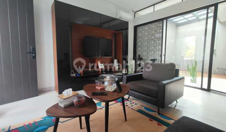Rumah Minimalis Adem dan Siap Huni di Summarecon.(S)