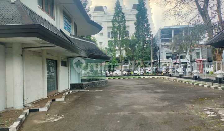 Rumah Mainroad Dago,Siap Huni.(Na & Ne)